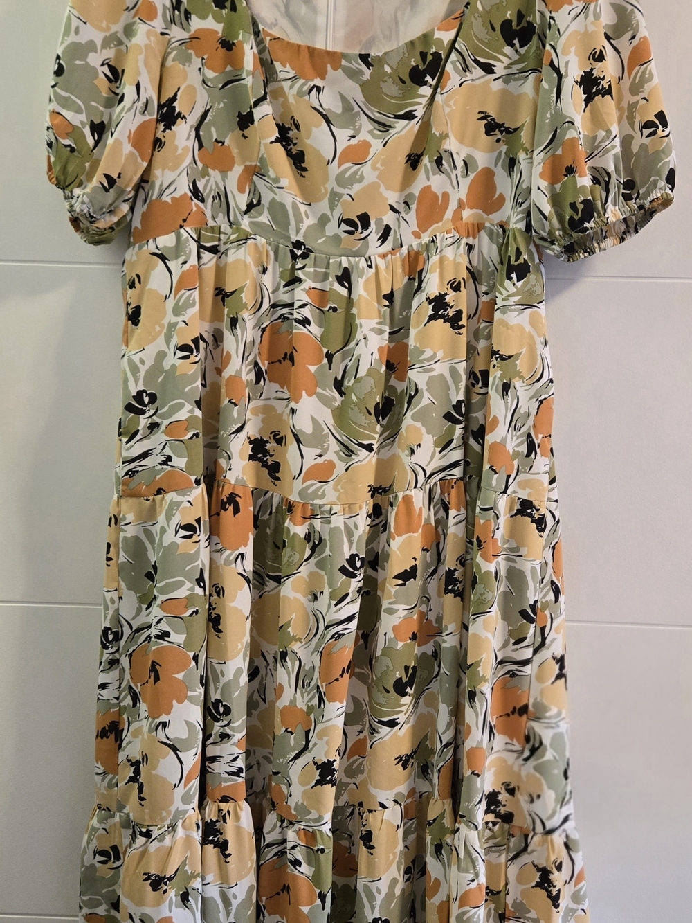 ASTR Floral Tiered Midi Dress